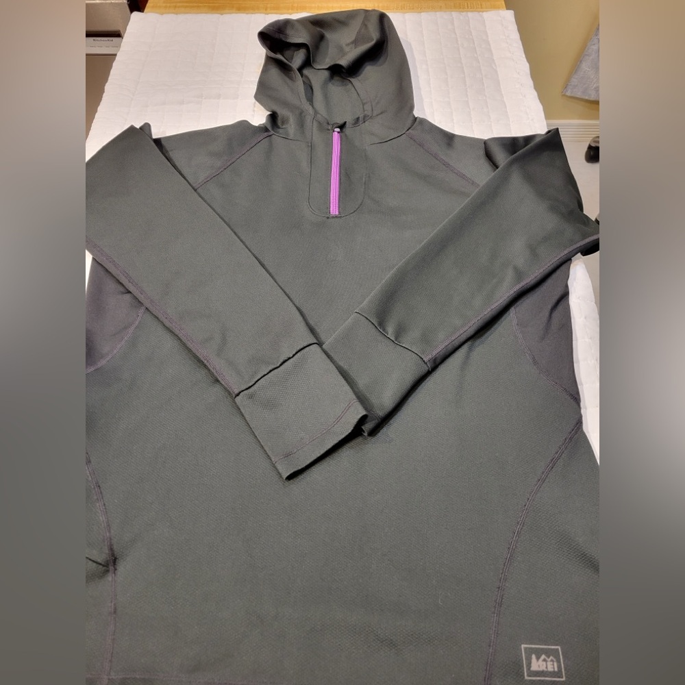 REI Charcoal Hoodie Purple Accent Gorpcore Running Granola Outdoors Sporty Camp